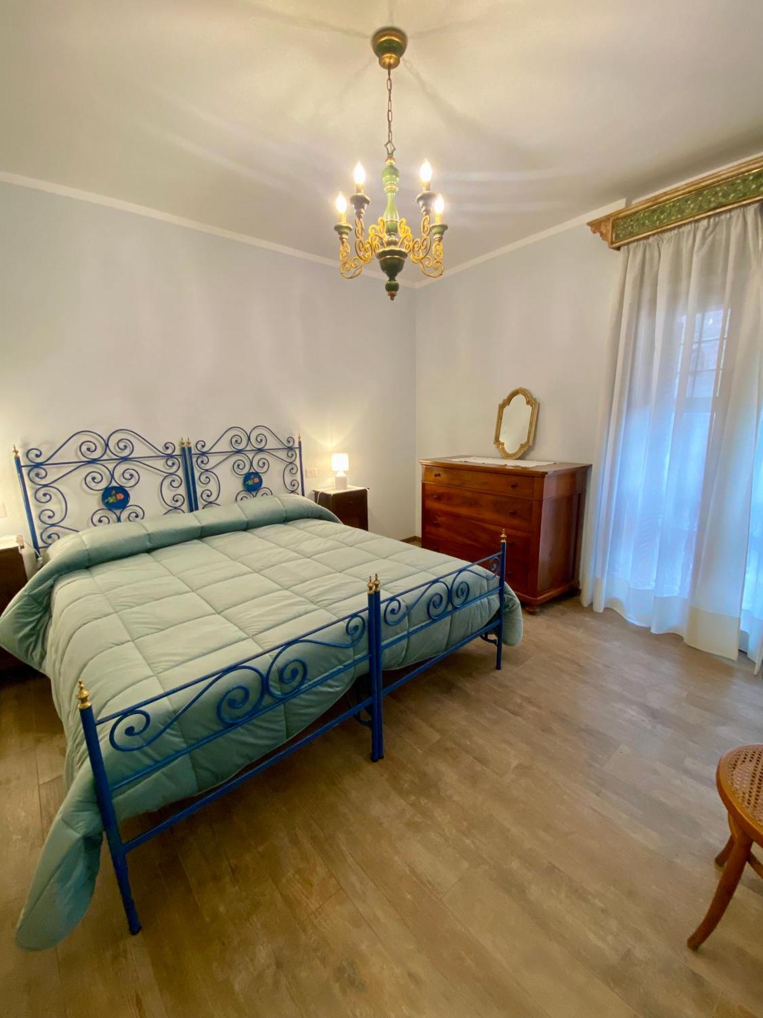 Casa Vacanze Il Borgo Губбио Экстерьер фото